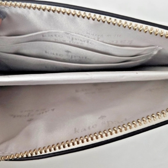 Kate Spade Lucy Crinkle Patent Medium L-Zip Wristlet Brand New - Picture 3 of 6